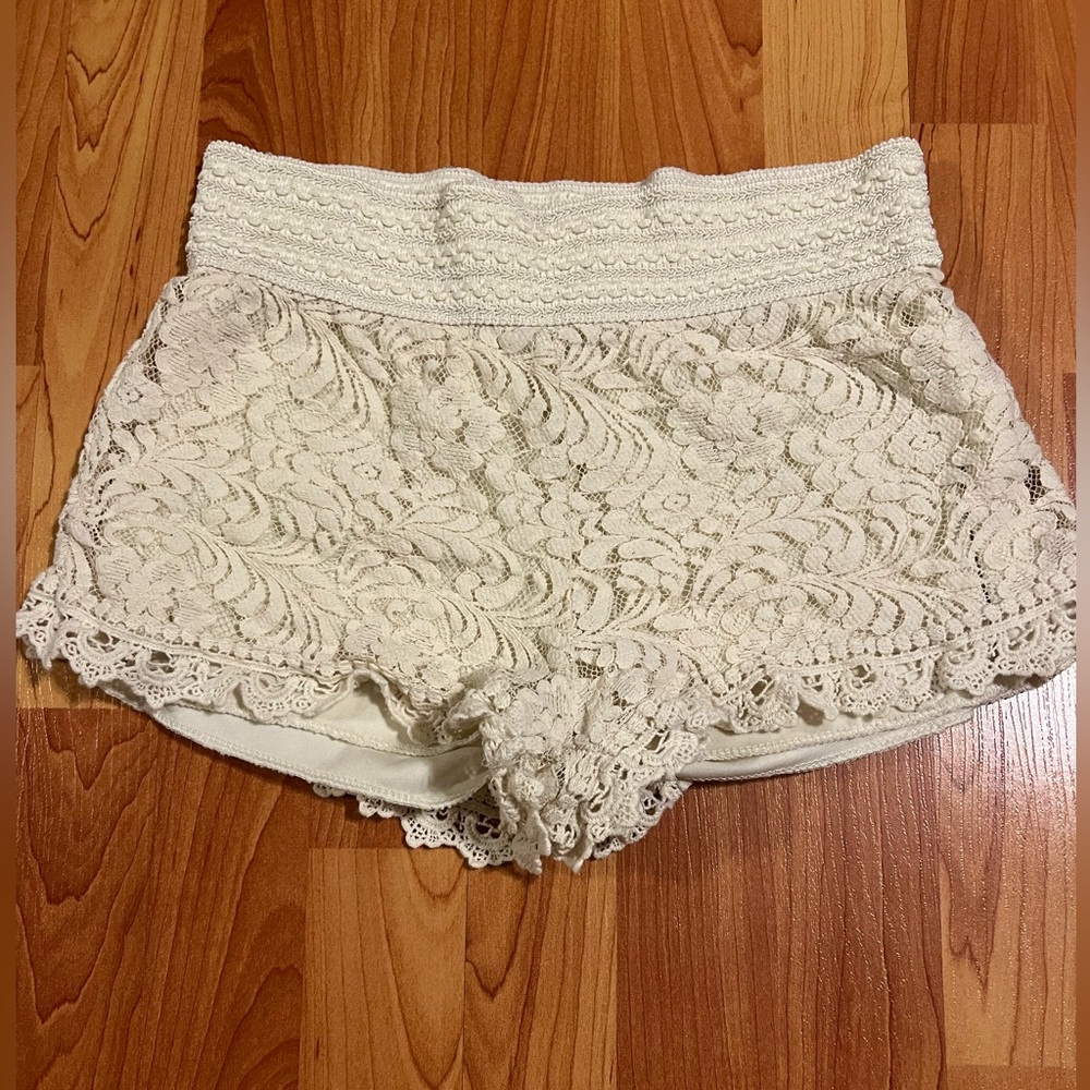 Lace shorts